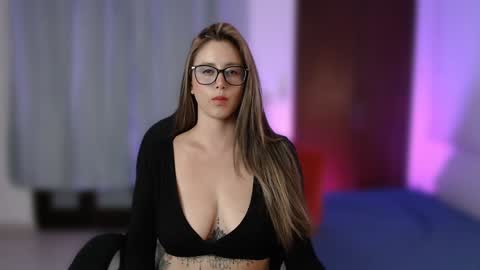 Snapshot of allieemod chatting on 02-09-25, 03:53 allieemod online show from 02-09-25, 03:53