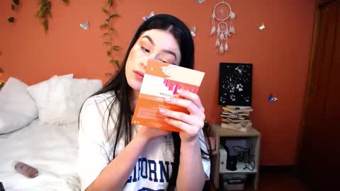 Allie  online show from 11-17-25, 08:47