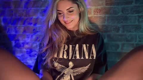 Allie online show from 12-12-24, 02:11