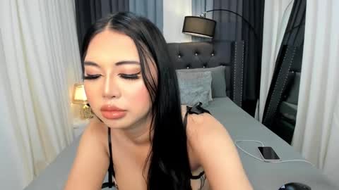 Snapshot of allison_maive chatting on 02-16-25, 11:05 Allison online show from 02-16-25, 11:05