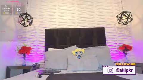 Snapshot of allison_parker1_ chatting on 07-06-26, 12:13 allison_parker1_ online show from 07-06-26, 12:13