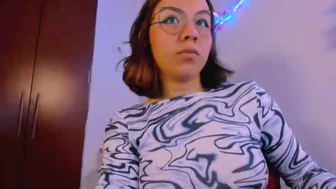 Snapshot of allison_starmodel chatting on 03-28-26, 11:59 allison_starmodel online show from 03-28-26, 11:59