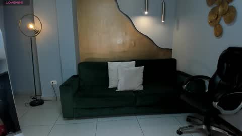 Allison Rogers online show from 11-22-25, 02:10