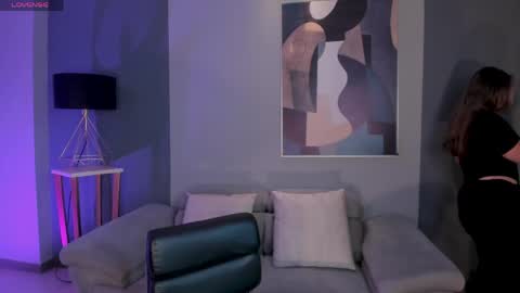 Allison Rogers online show from 04-12-26, 11:15