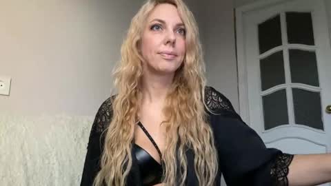 Nika online show from 05-24-26, 04:34