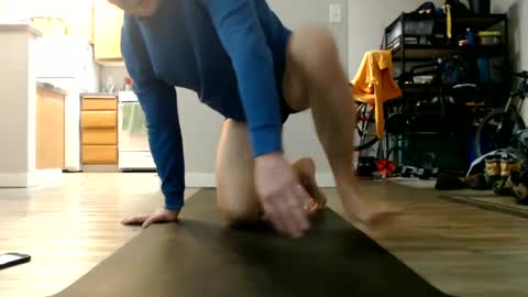 Snapshot of allnaked4 chatting on 02-05-25, 01:33 allnaked4 online show from 02-05-25, 01:33