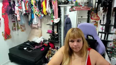 allsson_miller online show from 01-03-25, 03:49