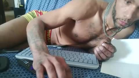 Snapshot of allthewayup10 chatting on 03-01-26, 08:33 allthewayup10 online show from 03-01-26, 08:33