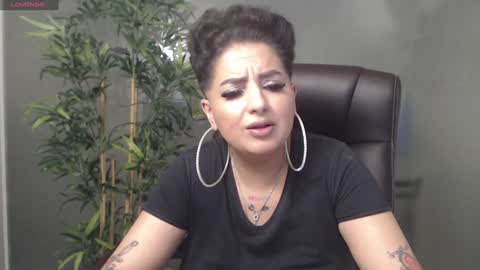         online show from 01-23-25, 12:14