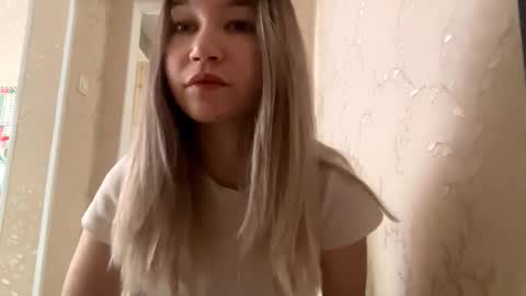 Snapshot of allynmckinnell chatting on 02-10-26, 11:47 Trisha online show from 02-10-26, 11:47