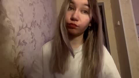 Snapshot of allynmckinnell chatting on 02-13-26, 06:26 Trisha online show from 02-13-26, 06:26