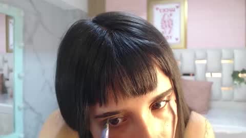 Allysa  online show from 11-30-25, 01:48