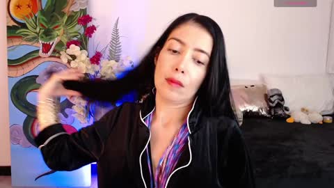 alma_art_ online show from 02-07-25, 09:15