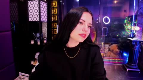 Snapshot of alma_pearl chatting on 05-05-26, 07:05 Alma online show from 05-05-26, 07:05