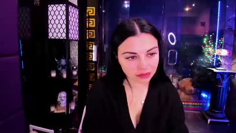 Snapshot of alma_pearl chatting on 07-05-26, 08:21 Alma online show from 07-05-26, 08:21