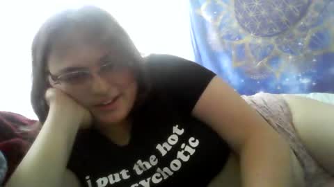 Snapshot of almalexie chatting on 07-14-26, 03:51 You can call me Alma. online show from 07-14-26, 03:51