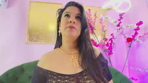 ALMENDRAEVANS online show from 11-09-25, 12:03