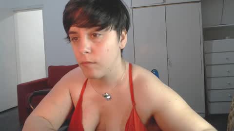 Snapshot of almondonwheels chatting on 02-17-25, 12:10 Almond online show from 02-17-25, 12:10