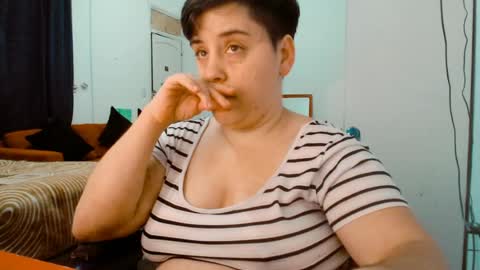 Snapshot of almondonwheels chatting on 04-24-26, 12:24 Almond online show from 04-24-26, 12:24