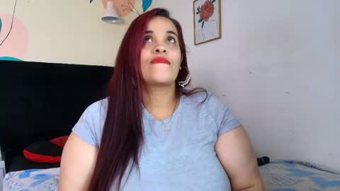 Snapshot of alondra_zaens chatting on 05-07-26, 02:28 Alondra online show from 05-07-26, 02:28