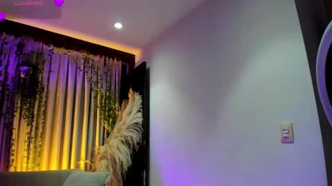 Snapshot of alondrasoomer chatting on 05-26-26, 04:41 ALONDRA CUTE online show from 05-26-26, 04:41