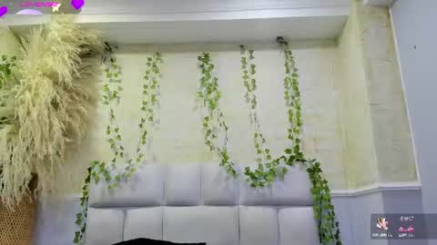 Snapshot of alondrasoomer chatting on 06-15-26, 04:25 ALONDRA CUTE online show from 06-15-26, 04:25