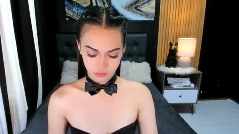 Alondra online show from 03-25-26, 02:50