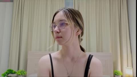 Alorenna online show from 02-26-26, 02:49