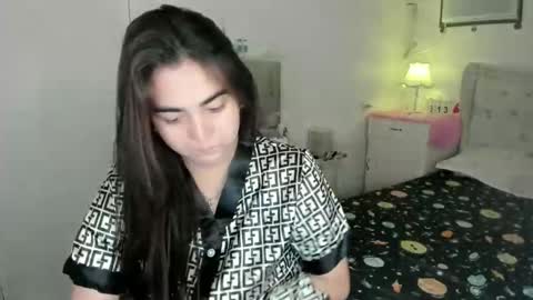 alovelydollnica online show from 05-13-26, 03:37