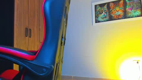 alpha_dominus_ online show from 10-02-25, 05:03