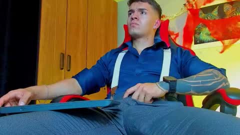 alpha_dominus_ online show from 10-22-25, 05:08