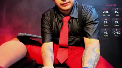 Snapshot of alpha_paganni chatting on 06-26-26, 05:01 alpha paganni online show from 06-26-26, 05:01