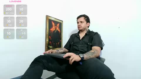 Snapshot of alpha_paganni chatting on 07-12-26, 02:46 alpha paganni online show from 07-12-26, 02:46