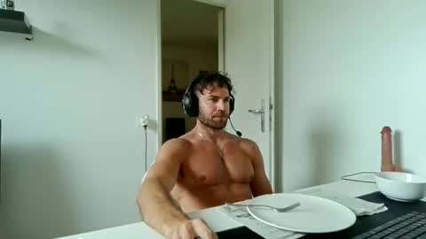 Snapshot of alphah_hunk chatting on 04-20-26, 01:58 alphah_hunk online show from 04-20-26, 01:58
