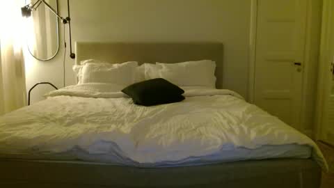 alphahung23 online show from 02-04-26, 08:25