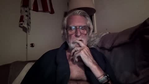 AlphaUniform online show from 01-10-25, 11:08