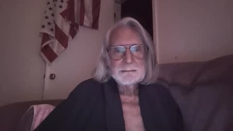 AlphaUniform online show from 03-12-26, 12:50