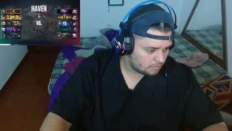 Snapshot of altairstudiosboy chatting on 12-16-24, 12:16 Jhosep online show from 12-16-24, 12:16