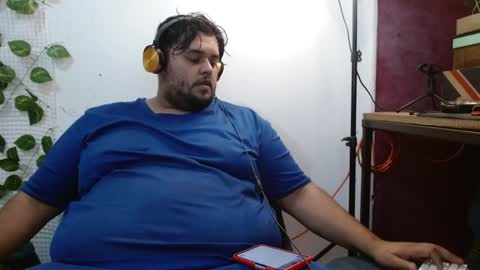 Snapshot of altairstudiosboy chatting on 02-02-25, 01:19 Jhosep online show from 02-02-25, 01:19