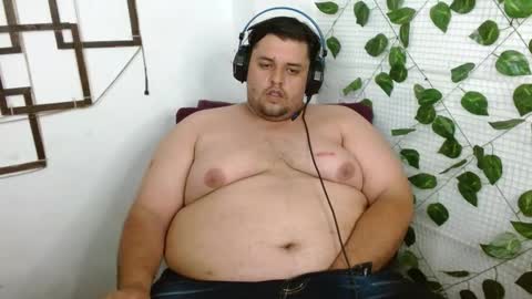 Snapshot of altairstudiosboy chatting on 09-16-25, 07:37 Jhosep online show from 09-16-25, 07:37