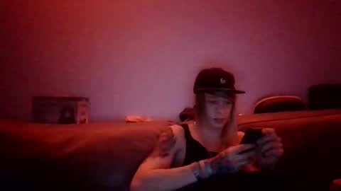 Snapshot of altboy010 chatting on 11-15-25, 02:09 altboy010 online show from 11-15-25, 02:09