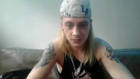 Snapshot of altboy010 chatting on 02-19-26, 03:19 altboy010 online show from 02-19-26, 03:19