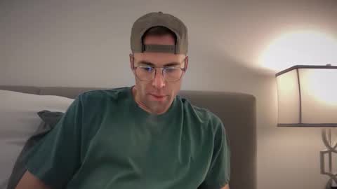 Snapshot of altoknights1 chatting on 05-07-26, 04:51 altoknights1 online show from 05-07-26, 04:51
