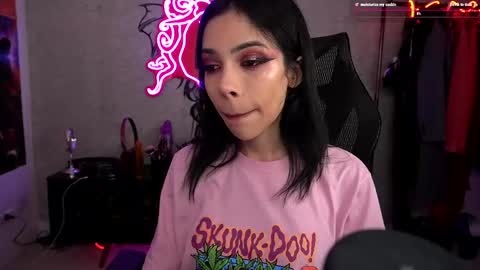 Snapshot of altsofie chatting on 02-13-25, 02:45 Sofie Kimino online show from 02-13-25, 02:45