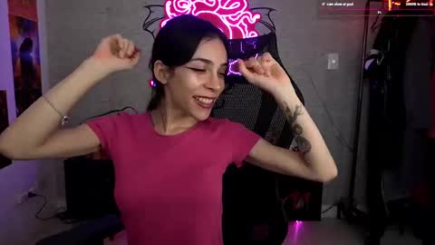 Snapshot of altsofie chatting on 02-14-25, 04:47 Sofie Kimino online show from 02-14-25, 04:47