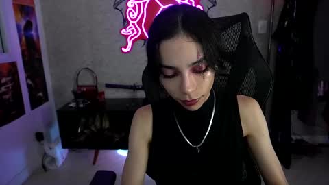 Snapshot of altsofie chatting on 03-01-25, 11:47 Sofie Kimino online show from 03-01-25, 11:47