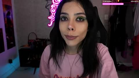 Snapshot of altsofie chatting on 03-07-25, 03:51 Sofie Kimino online show from 03-07-25, 03:51