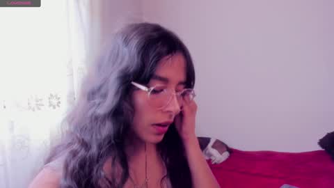 Snapshot of aluna_0310 chatting on 12-20-24, 08:45 . . online show from 12-20-24, 08:45