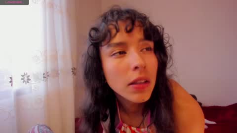 Snapshot of aluna_0310 chatting on 12-26-24, 09:04 . . online show from 12-26-24, 09:04