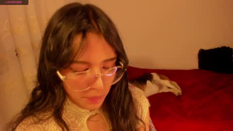 Snapshot of aluna_0310 chatting on 01-01-25, 11:18 . . online show from 01-01-25, 11:18